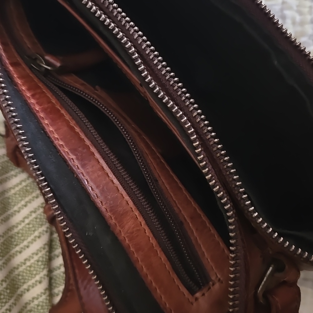 Harbour 2nd Brown Leather Crossbody Bag - Picture 5 of 5